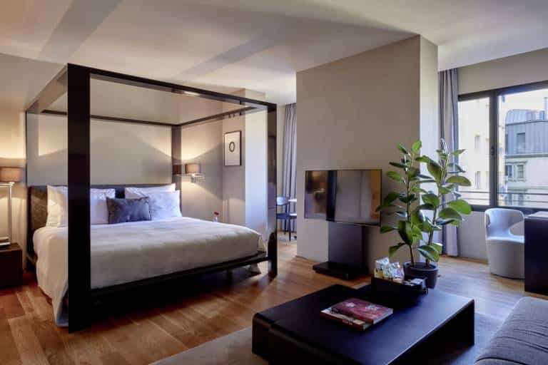 Sir Victor | Hotel Employee Rate