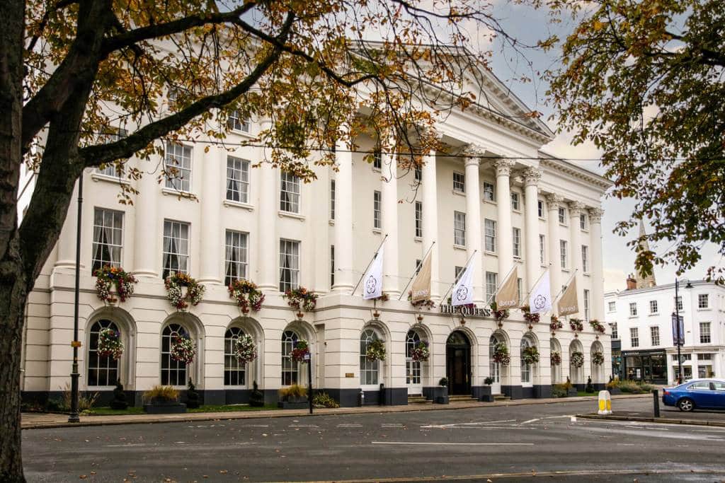 Queens Hotel | Hotel Employee Rate